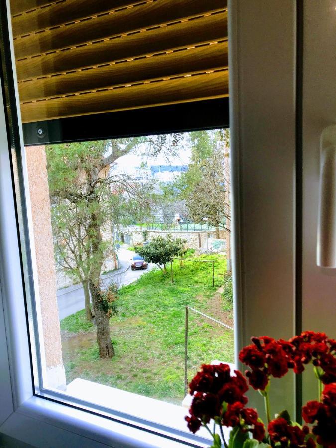 Pula Center Green Park Apartments And Rooms Esterno foto
